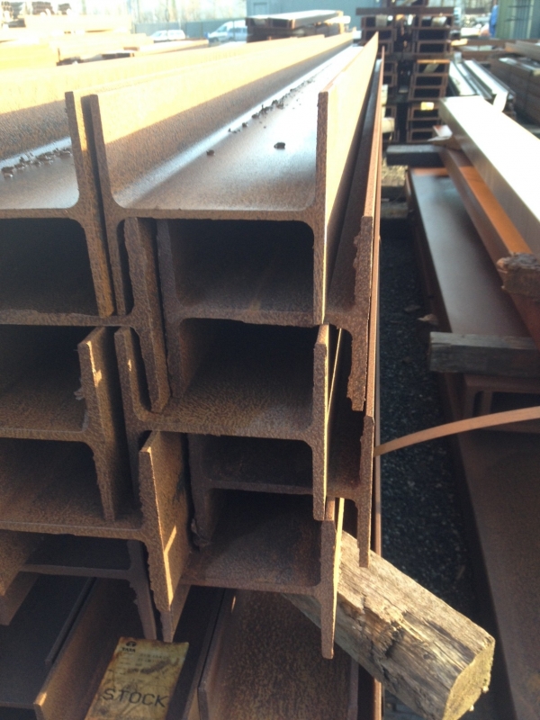 152mm x 152mm 23 Kg/mtr uc 4.100 Mtr Universal Column Steel Beam