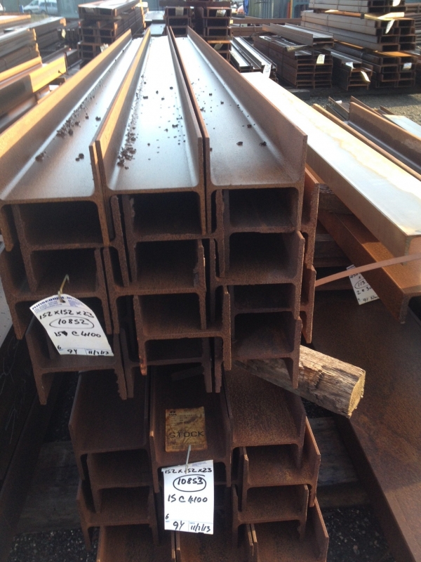 152mm x 152mm 23 Kg/mtr uc 4.100 Mtr Universal Column Steel Beam