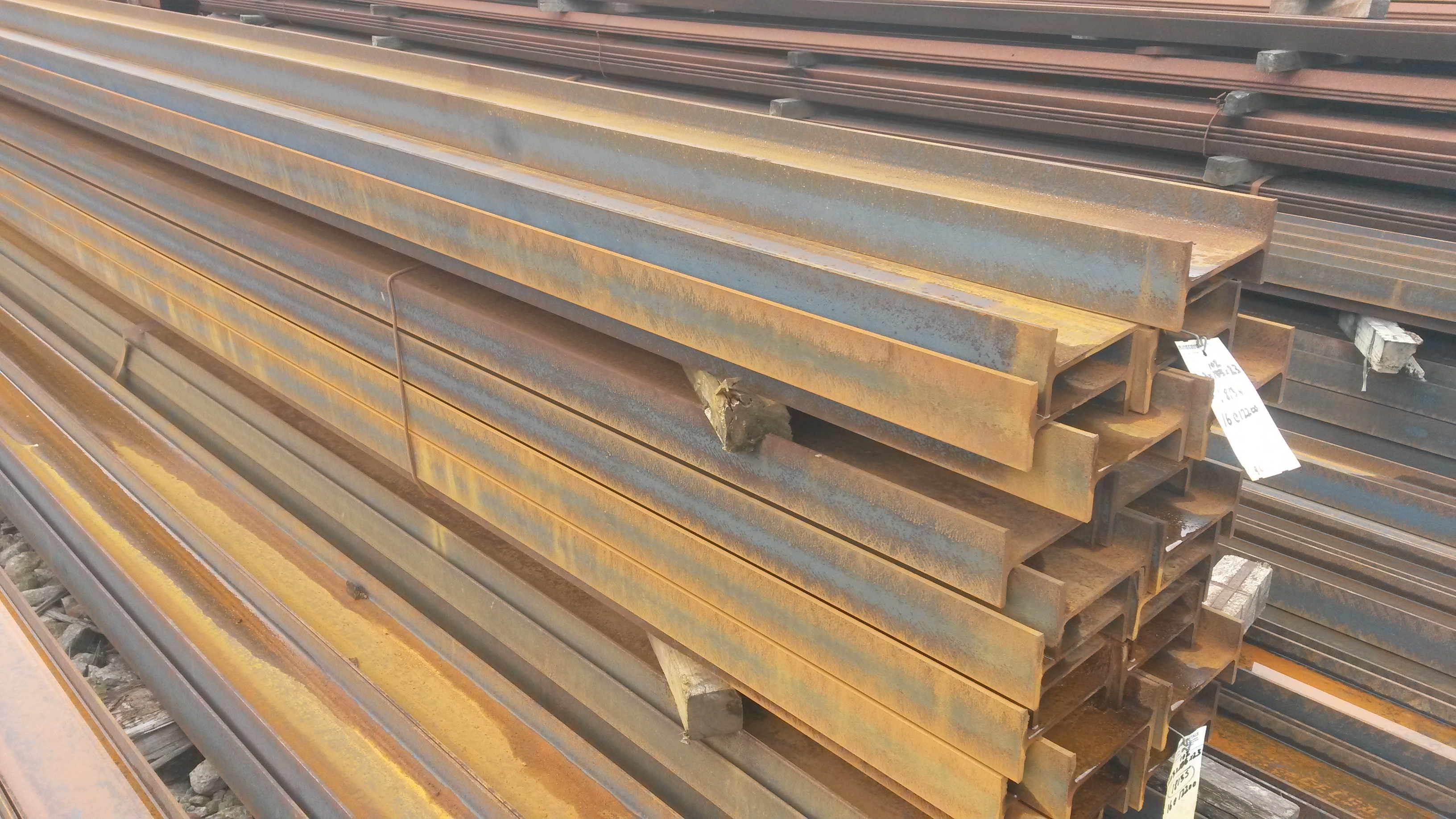 12.200 Mtrs 203mm x 102mm x 23.1 Kg/m Steel Beam / ub New Steel Beam