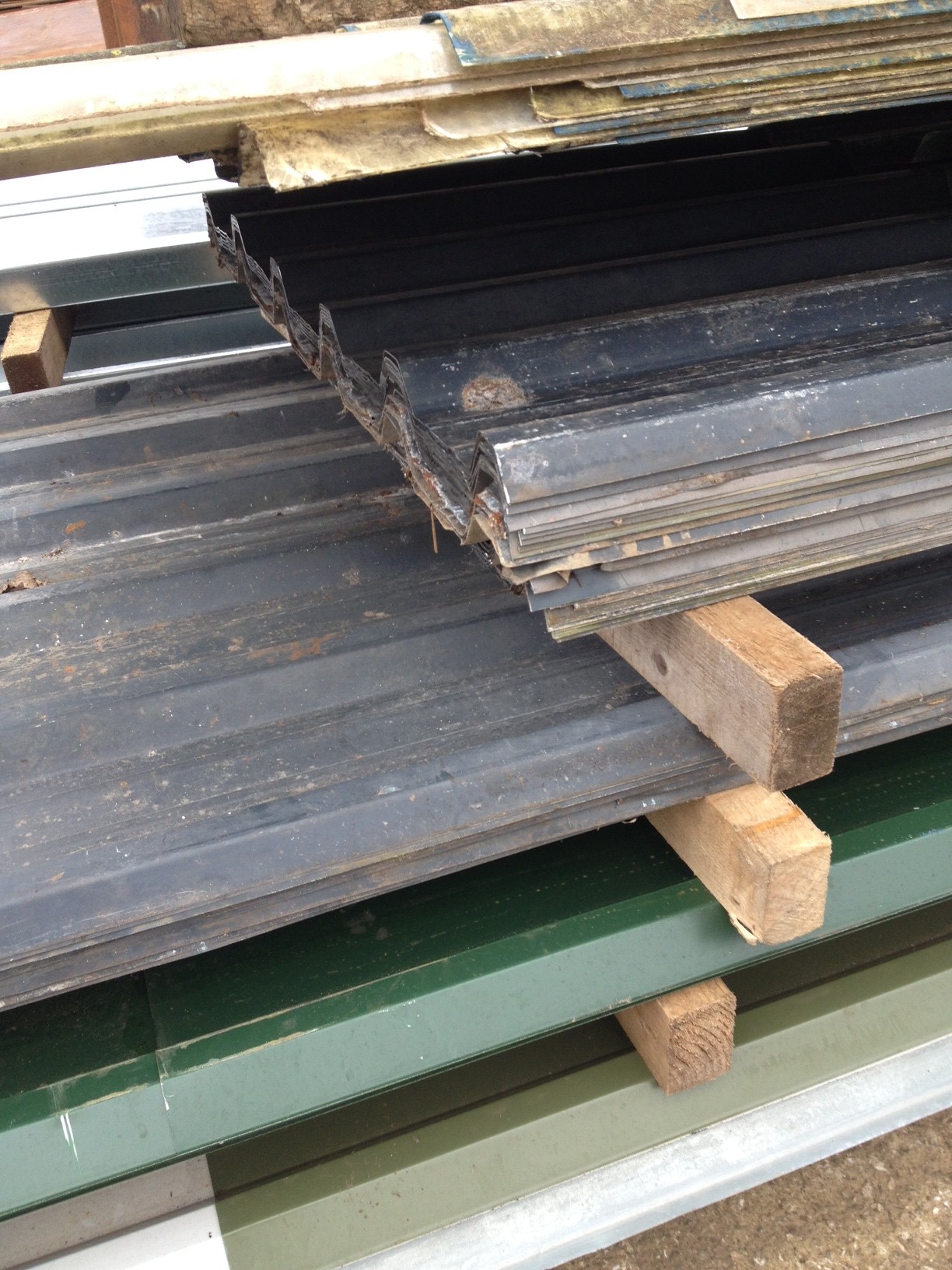 14 Ft X 800 Mm 0.700 Blue/black Second Hand Roofing Sheets eBay