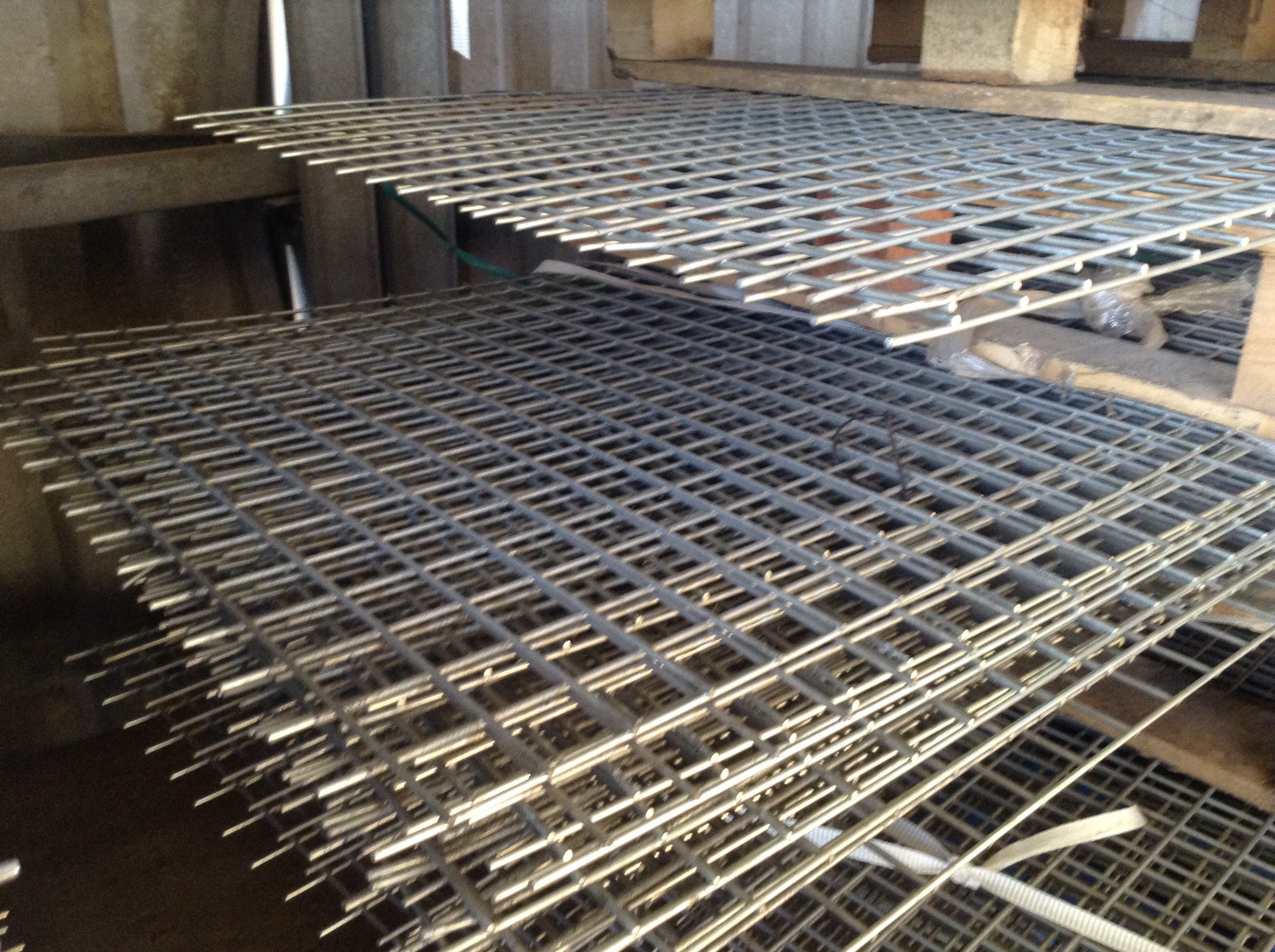 Galvanised 1.930mtr Long x 800mm Wide x 3.6mm Wire Thickness Thick Mesh