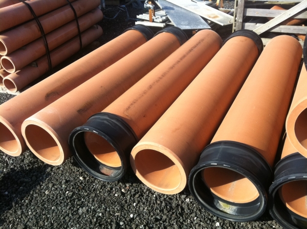 Clay drainage pipe